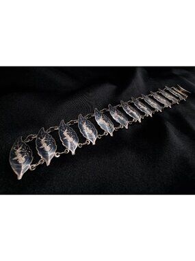 Vintage Siam Signed Sterling Silver Bracelet With Enamel Leaf Motif